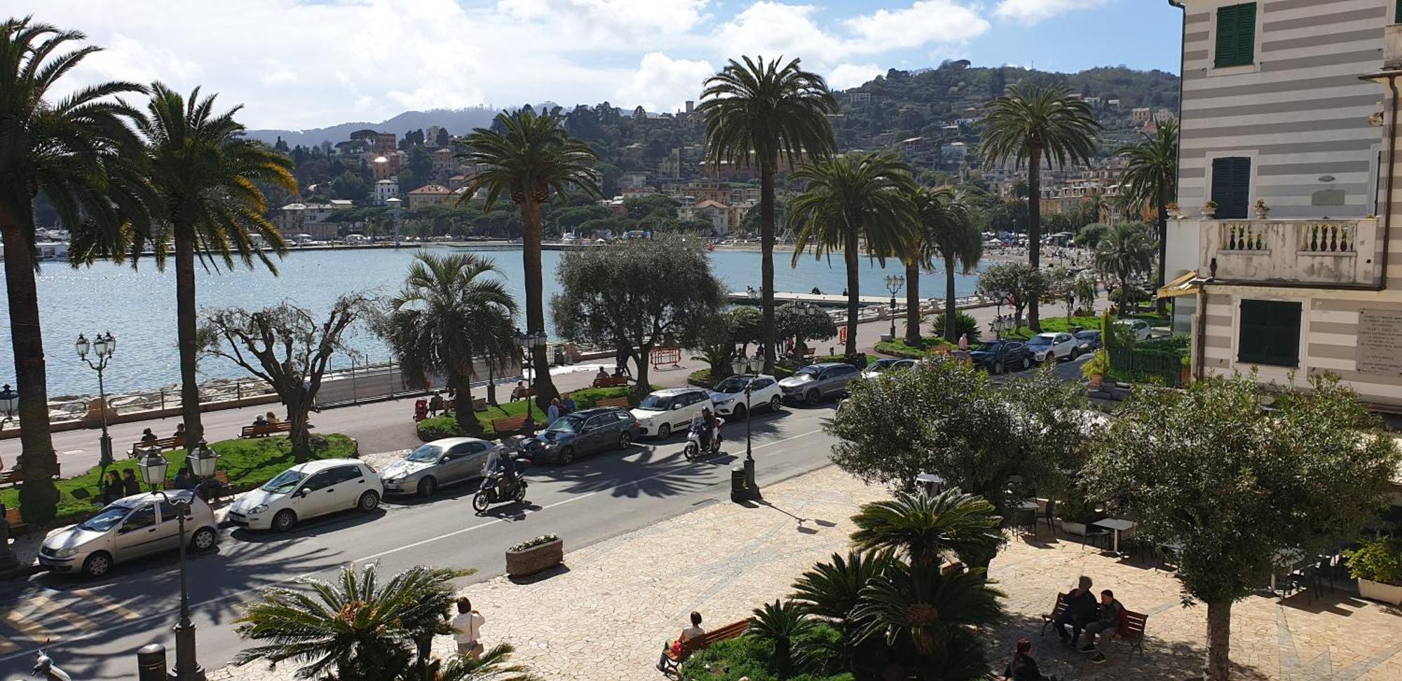 Acquamarina Apartment Rapallo Bagian luar foto
